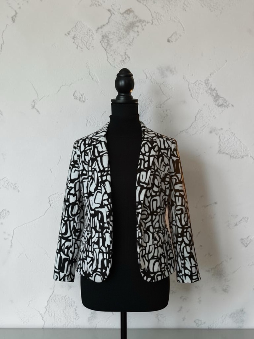 Kasper Black & White Blazer - 16W - A122